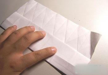 折叠纸片中的折痕