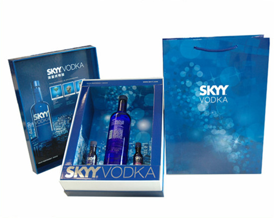 SKYY VODKA高档礼品酒盒 双铜纸裱瓦楞烫金工艺